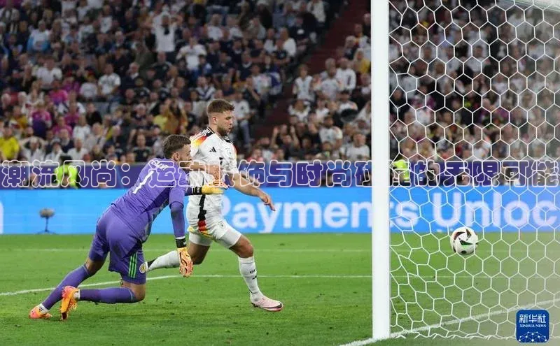 艾弗森代言贝博的广告视频百度网盘潮流风尚：运动服饰与时尚碰撞的无限可能